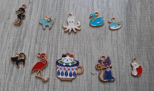 Diverse dieren bedels, Sieraden, Tassen en Uiterlijk, Kindersieraden, Nieuw, Armband, Overige kleuren, Ophalen of Verzenden
