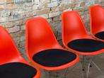 Vitra DSR Set van 4 bij TheReSaels, Huis en Inrichting, Stoelen, Gebruikt, Ophalen of Verzenden, Vier, Zwart