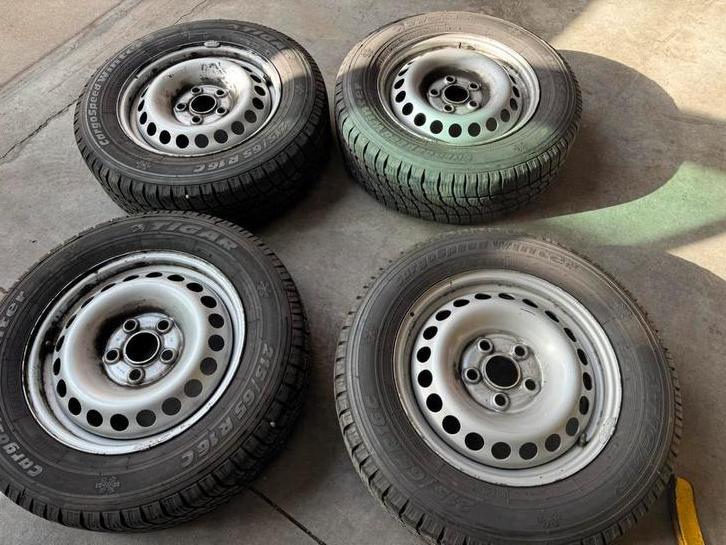 Winter banden set Vw Transporter / Crafter 16”, Auto-onderdelen, Ophanging en Onderstel, Volkswagen, Gebruikt, Ophalen