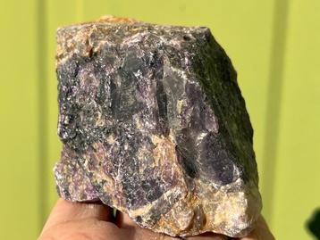 Flinke Amazez - Azeztuliet met Amethist - ruw mineralen beschikbaar voor biedingen