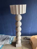 Staande  Bollamp zonder kap beige vloerlamp, Huis en Inrichting, Lampen | Vloerlampen, Ophalen, Zo goed als nieuw, Minder dan 100 cm