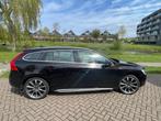 Volvo V60 D6 Twin Engine 345PK SUMMUM 2015 Dealer onderhoude, 1880 kg, 110 €/maand, Origineel Nederlands, Te koop