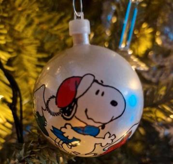 Kerstbal Snoopy beschikbaar voor biedingen
