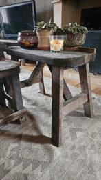 Bijzettafel/krukje van Aura Peeperkorn, Huis en Inrichting, Ophalen, Gebruikt, Rond, Minder dan 55 cm