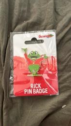Duinrell pin rick de kikker, Verzamelen, Speldjes, Pins en Buttons, Ophalen of Verzenden, Zo goed als nieuw