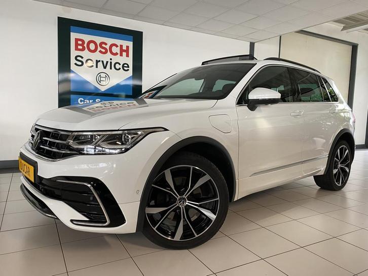 Volkswagen Tiguan 1.4 TSI eHybrid R-Line Business+ Panoramad, Auto's, Volkswagen, Bedrijf, Te koop, Tiguan, 360° camera, ABS, Achteruitrijcamera