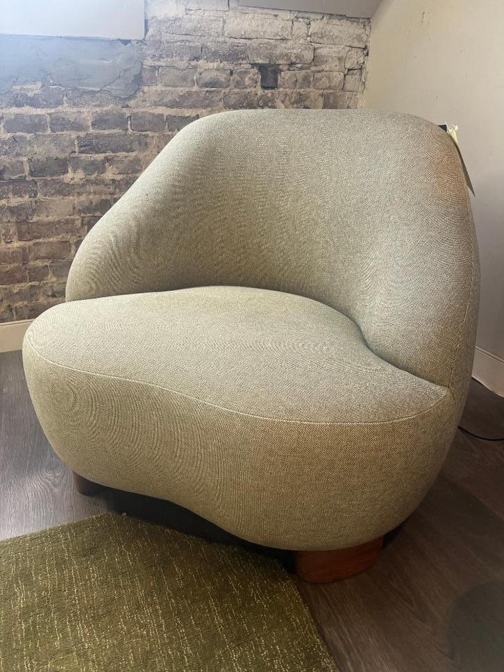 Fauteuil Margas - &Tradition, Huis en Inrichting, Fauteuils, Zo goed als nieuw, Hout, Stof, 75 tot 100 cm, 75 tot 100 cm, Ophalen