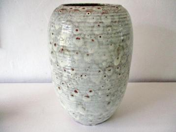 Grote Zaalberg holland vaas met krater glazuur beige wit beschikbaar voor biedingen