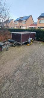 Dichte aanhanger, Ophalen, Gebruikt