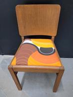 Vintage jaren 70 stoeltje eetkamerstoel, Huis en Inrichting, Stoelen, Ophalen, Gebruikt, Eén