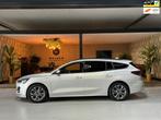 Ford Focus 1.0 EcoBoost Hybrid ST Line Garantie Clima Led Na, 1349 kg, Gebruikt, Handgeschakeld, 3 cilinders