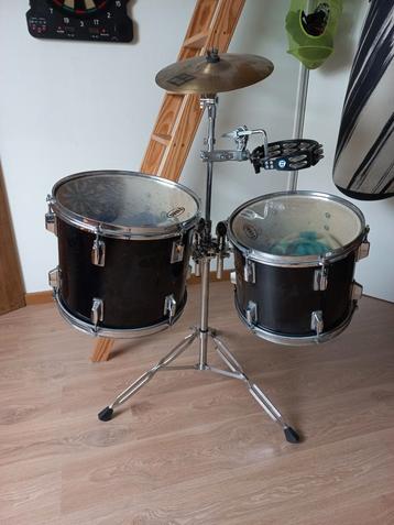 Compacte drumset met Bekken en Tamboerijn. beschikbaar voor biedingen