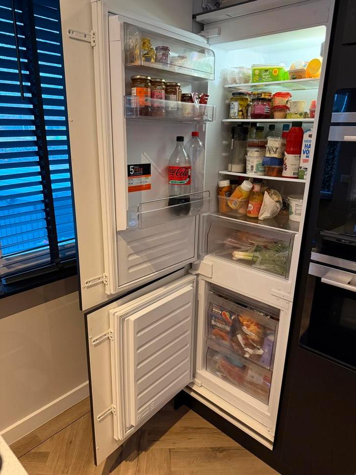 Whirlpool Koel-Vriescombi - Spotprijs!, Witgoed en Apparatuur, Koelkasten en IJskasten, Zo goed als nieuw, Met vriesvak, 200 liter of meer