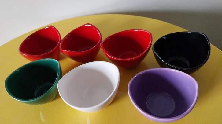 Vintage schaaltjes pinda / notenschaaltjes, Antiek en Kunst, Antiek | Keramiek en Aardewerk, Ophalen of Verzenden