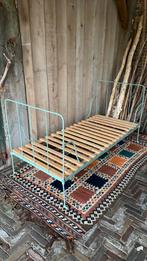 Antiek ijzeren frans bed kinderkamer, Antiek en Kunst, Ophalen