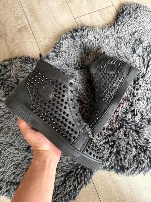 Christian Louboutin Lou Spikes Hightop Men's Black Size 40, Kleding | Heren, Schoenen, Sneakers of Gympen, Zwart, Ophalen of Verzenden