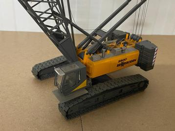 CONRAD 2733 SENNEBOGEN 5500 STARLIFTER CRAWLER KRAAN 1:50 beschikbaar voor biedingen