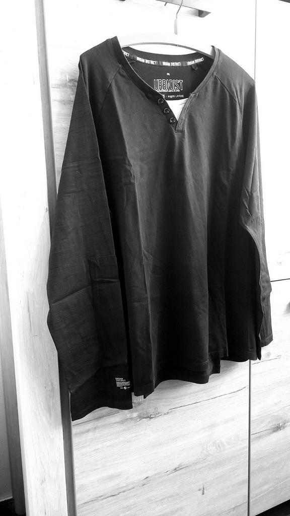Mooie Zwarte Heren Polo met lange mouwen, XXL., Kleding | Heren, Polo's, Zo goed als nieuw, Overige maten, Zwart, Ophalen of Verzenden