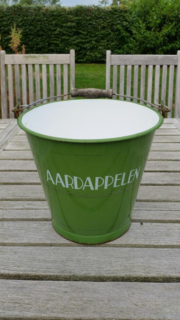 Vintage Reseda groen emaille aardappelen emmer, Antiek en Kunst, Antiek | Emaille, Ophalen of Verzenden