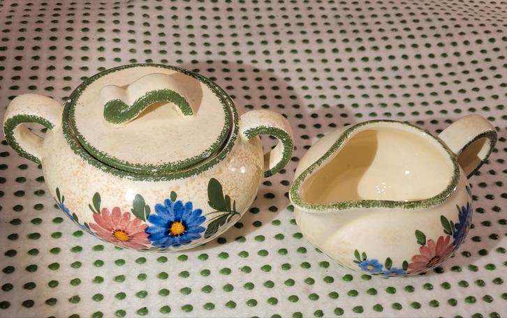 oma antiek roomstel bloemen suikerpot melkkan bijna gratis, Antiek en Kunst, Antiek | Servies los, Ophalen of Verzenden