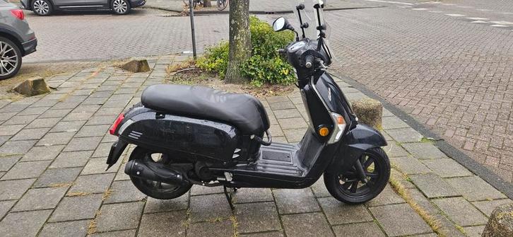 Kymco Like 50cc scooter, Fietsen en Brommers, Snorfietsen en Snorscooters, Gebruikt, Kymco, Benzine, Ophalen
