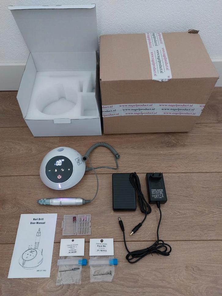 PNS electrische nagel frees touch screen draadloos, Sieraden, Tassen en Uiterlijk, Uiterlijk | Cosmetica en Make-up, Zo goed als nieuw