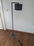 Vloerlamp Aura Peeperkorn, Huis en Inrichting, Lampen | Vloerlampen, Ophalen, Zo goed als nieuw, Metaal, 100 tot 150 cm