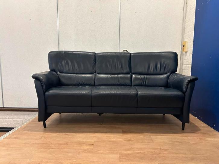 Leren Driepersoonsbank - Stijlvol en Comfortabel, Huis en Inrichting, Banken | Voetenbanken en Poefen, Gebruikt, 125 cm of meer