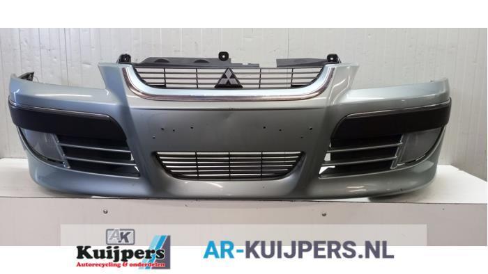 Voorbumper van een Mitsubishi Space Star, Auto-onderdelen, Carrosserie en Plaatwerk, Bumper, Mitsubishi, Gebruikt