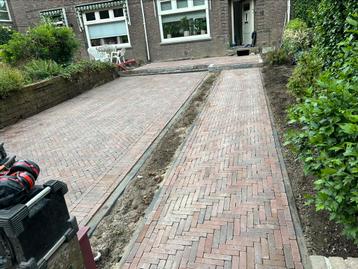 Machine verhuur en tuinaanleg  beschikbaar voor biedingen