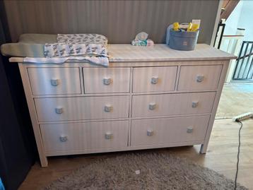 Hemnes lade kast beschikbaar voor biedingen