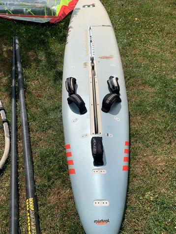 Mistral one design equipe Olympische versie complete set beschikbaar voor biedingen