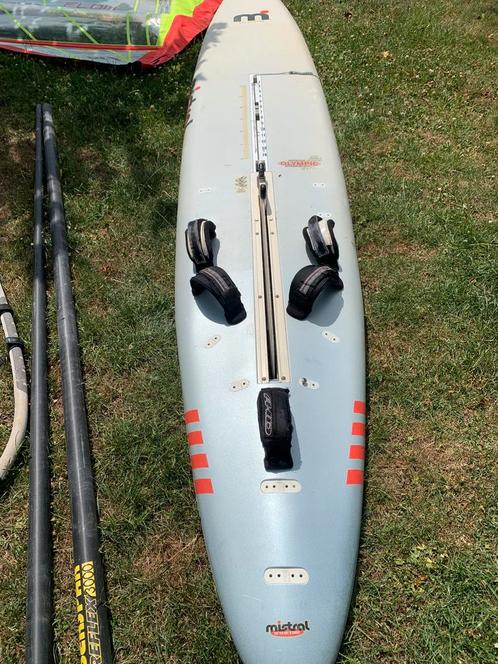Mistral one design equipe Olympische versie complete set, Watersport en Boten, Windsurfen, Gebruikt, Complete set, 300 cm of meer