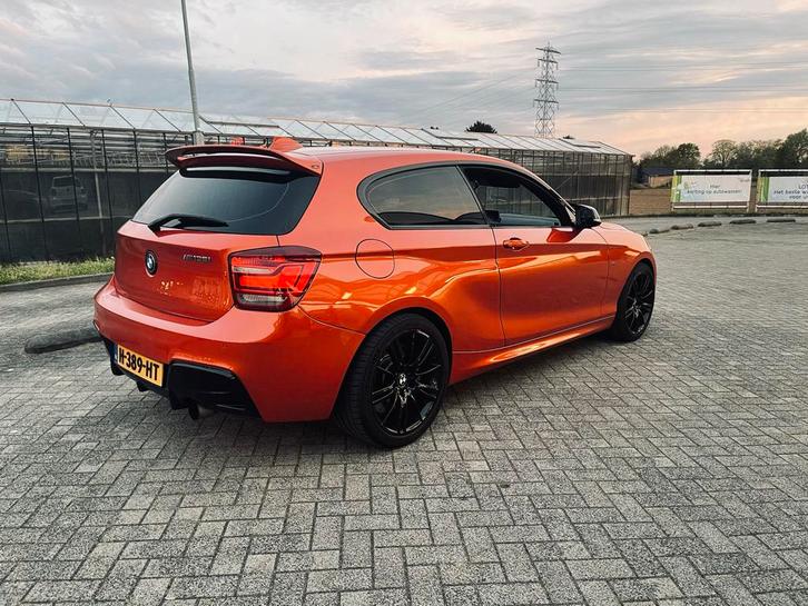 BMW 1 Serie M135i, Auto's, BMW, Particulier, 1-Serie, Benzine, E, Hatchback, Automaat, Geïmporteerd, Overige kleuren, Zwart, Leder