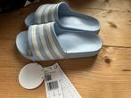 Nieuwe Adidas slippers, Slippers, Nieuw, Ophalen of Verzenden, Blauw