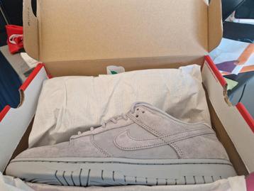 Nike Dunk Low Suede – Maat 45 – Origineel & Ongedragen beschikbaar voor biedingen
