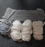 3 strengen wit garen, 1,5 streng grijs garen, Hobby en Vrije tijd, Breien en Haken, Ophalen of Verzenden, Nieuw, Breien of Haken