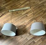 Mooie dubbele hanglamp. Inclusief 2 lampenkappen, Huis en Inrichting, Lampen | Wandlampen, Ophalen, Zo goed als nieuw