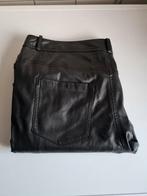 Zwarte  broek ( nepleer), Ophalen of Verzenden, Zo goed als nieuw, Maat 42/44 (L), Zwart