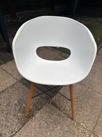 4x witte kuipstoelen eetkamer per stuk 25 euro, Antiek en Kunst, Ophalen