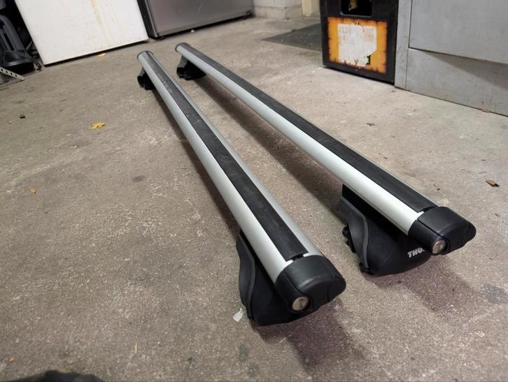 Thule Aero Dakdragers voor open dakrails-Met slot-universeel, Auto diversen, Dakdragers, Zo goed als nieuw, Ophalen of Verzenden