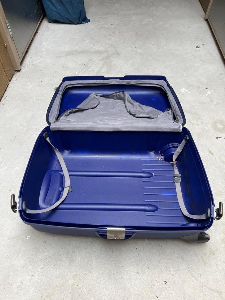 Samsonite Reiskoffer - Blauw, Sieraden, Tassen en Uiterlijk, Koffers, Gebruikt, Hard kunststof, 60 tot 70 cm, 45 tot 55 cm, Uitschuifbare handgreep