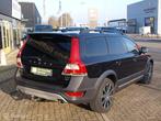 Volvo XC70 AWD Aut6 2.4D 5Cyl Standkachel Leer Xenon Navi Cl, Automaat, 1698 kg, Gebruikt, 179 pk