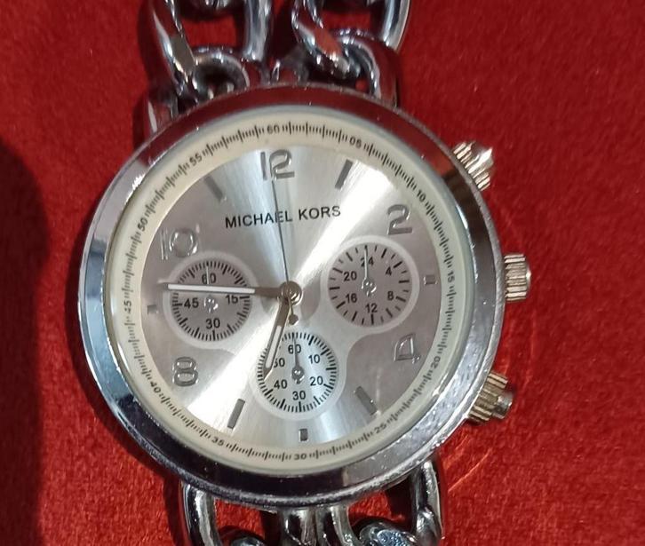 Michael Kors horloge, Sieraden, Tassen en Uiterlijk, Horloges | Dames, Gebruikt, Polshorloge, Overige merken, Staal, Staal, Ophalen of Verzenden