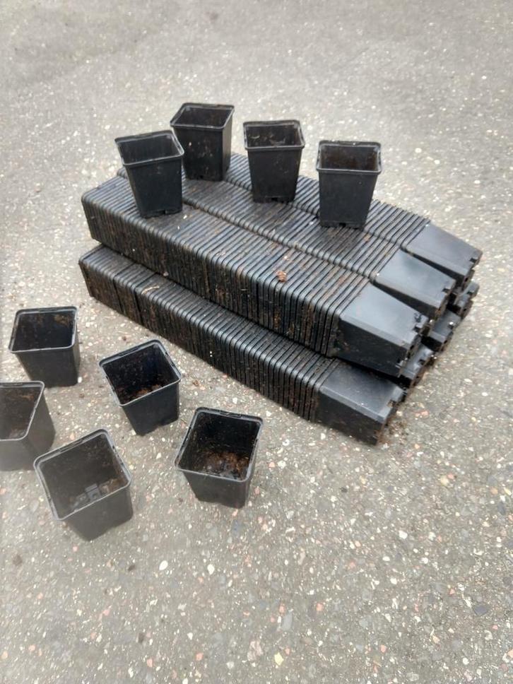 Mooie plastic potten 9 cm, Tuin en Terras, Bloempotten, Zo goed als nieuw, Kunststof, Minder dan 40 cm, Minder dan 25 cm, Rond