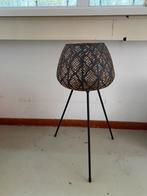 Lantaarn op poten, Ophalen, Zo goed als nieuw