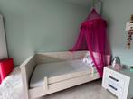 Eenpersoonsbed met klamboe en matras, Ophalen, 85 tot 100 cm, Zo goed als nieuw, Matras