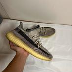 Yeezy zyon, Overige kleuren, Ophalen of Verzenden, Sneakers of Gympen, Gedragen