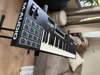 M-Audio Code 61 MIDI Controller + Gratis Standaard, Muziek en Instrumenten, Keyboards, Ophalen, Zo goed als nieuw, 61 toetsen