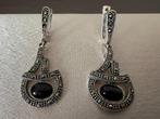Zilveren 925 oorbellen met zwarte onyx en markasiet, Hangers, Zwart, Ophalen of Verzenden, Zo goed als nieuw